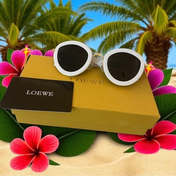 Loewe White Sunglasses Minimalist Design New In Gift Box - Picture 2 of 16
